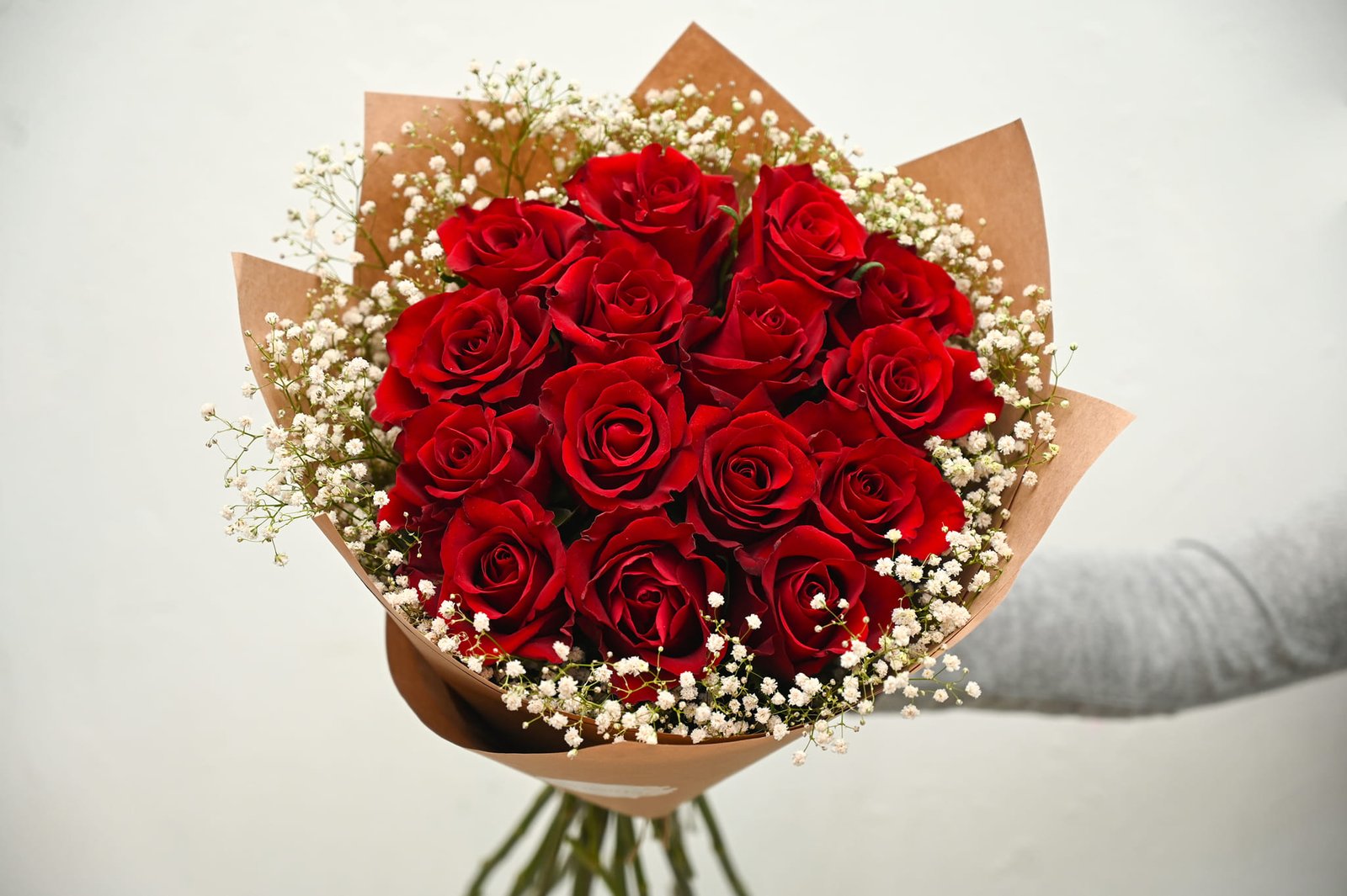 15 red roses with gypsophila
