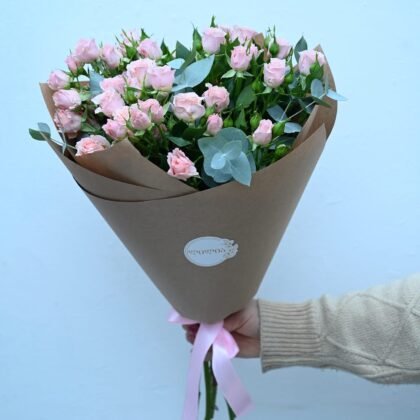 Букет из спрей-роз