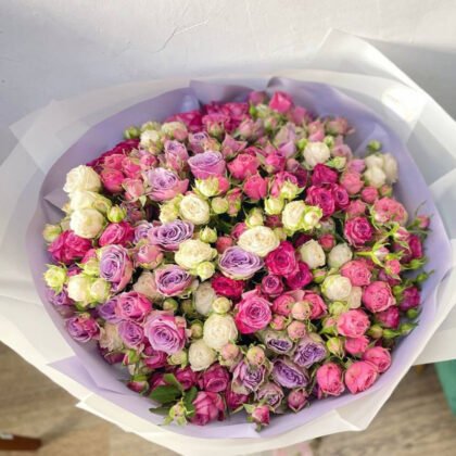 31 spray rose bouquet