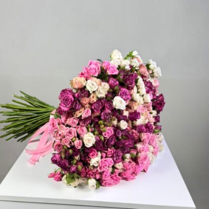 101 Branches Spray Rose Bouquet